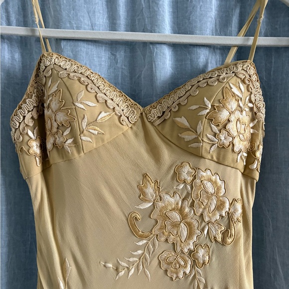 Sue Wong Y2K Vintage Gold Floral Embroidered Mini Cocktail Dress - Size 6 - Picture 3 of 6